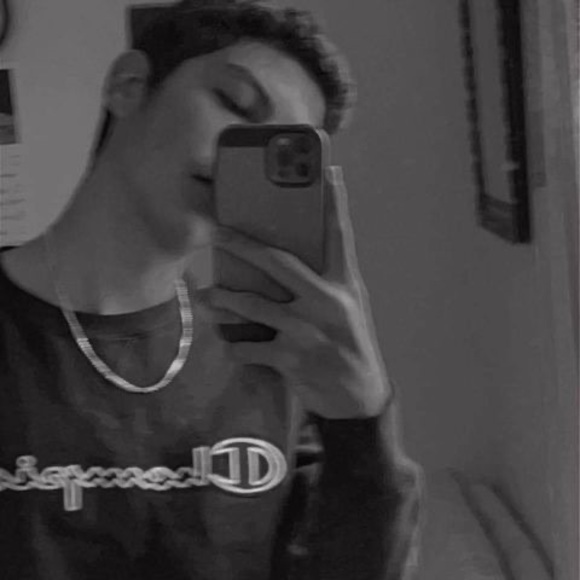 Meet your Posher, Ahmad - Picture 1 of 1